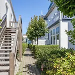 Strandstrasse 16 24 公寓 *
