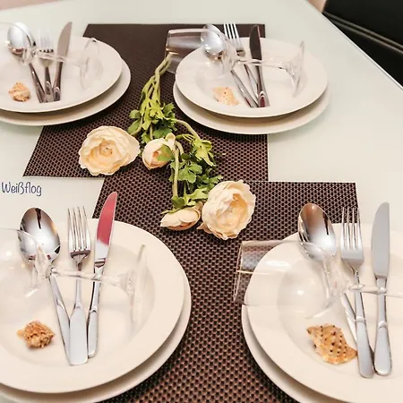 Strandstraße 16 24 Apartment *