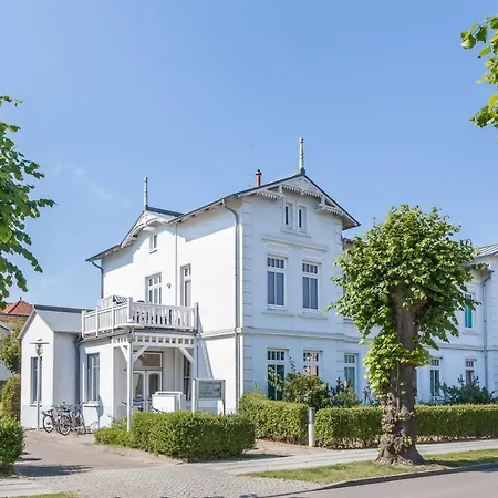 Apartment Strandstrasse 16 24 Kuehlungsborn